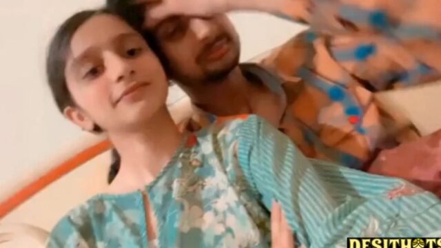 Pakistani Flashlight Viral Porn Video Full Length Intense Scene